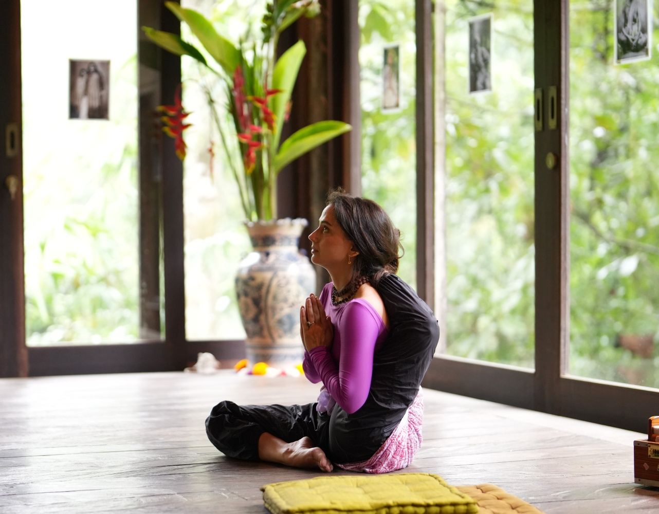 Bhakti for Everyone ✶ LAAIC 30-hour Online Training with Talia Sutra