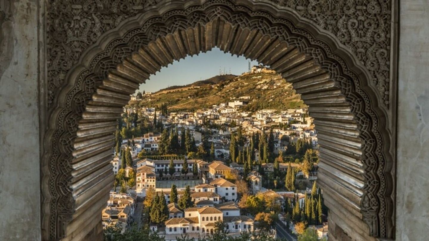 Dome & Arch Building: Geometry and Vernacular Architecture