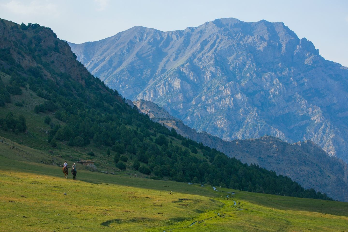 Kyrgyzstan: Hiking & History