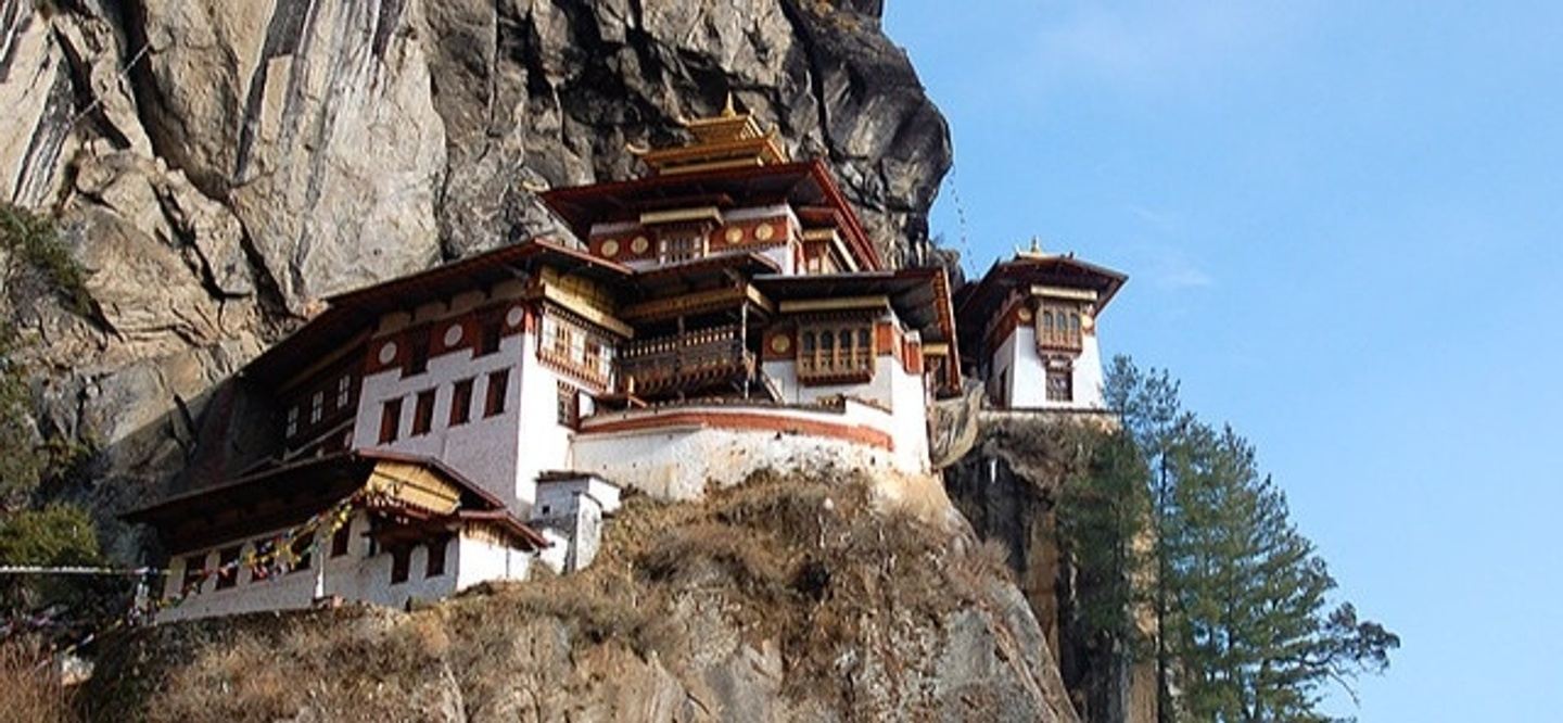 Highlights of Bhutan + the Black Necked Crane Festival