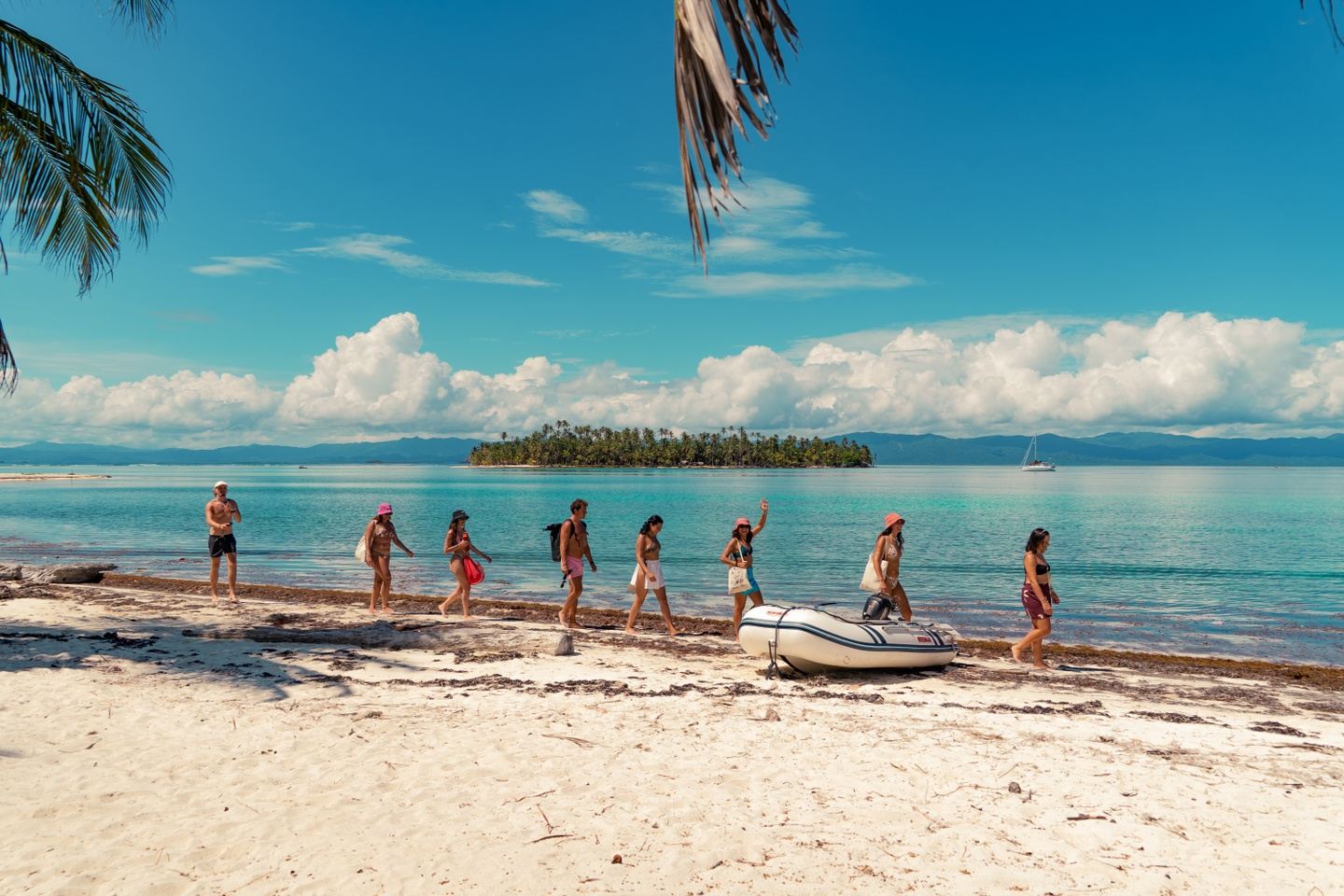 TravelingwJesus: Holy Week in Panama City & San Blas Islands