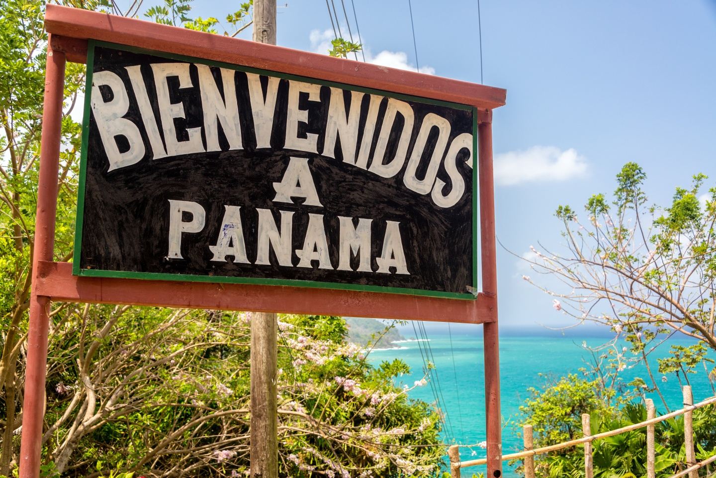 Panama: Cloud Forests, Canal Zone & Coastal Wetlands