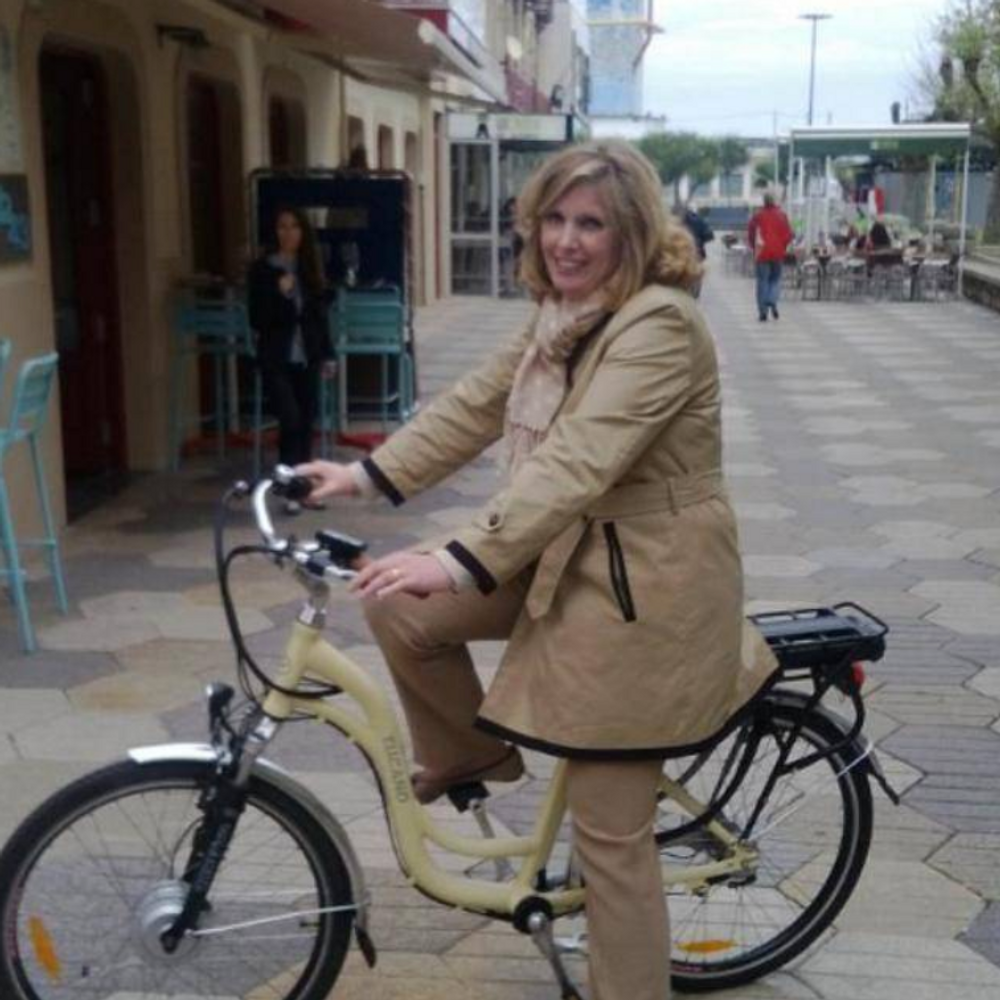 - RENT E- BIKE with TURYBIKE-SMART TOUR SANTANDER