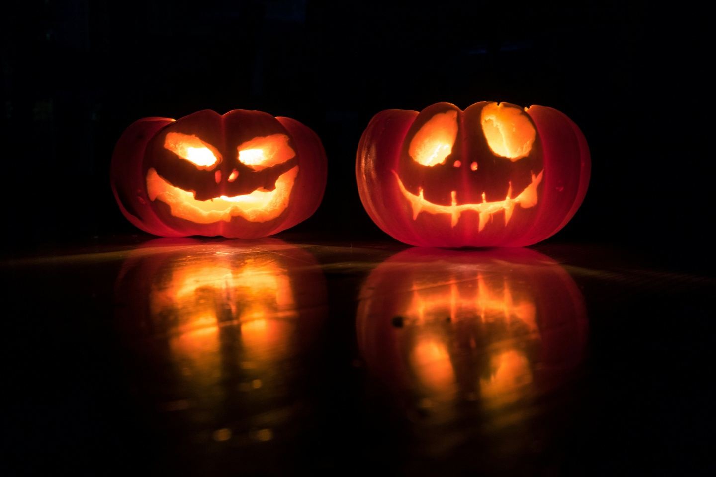 Underwater Pumpkin Carving Contest