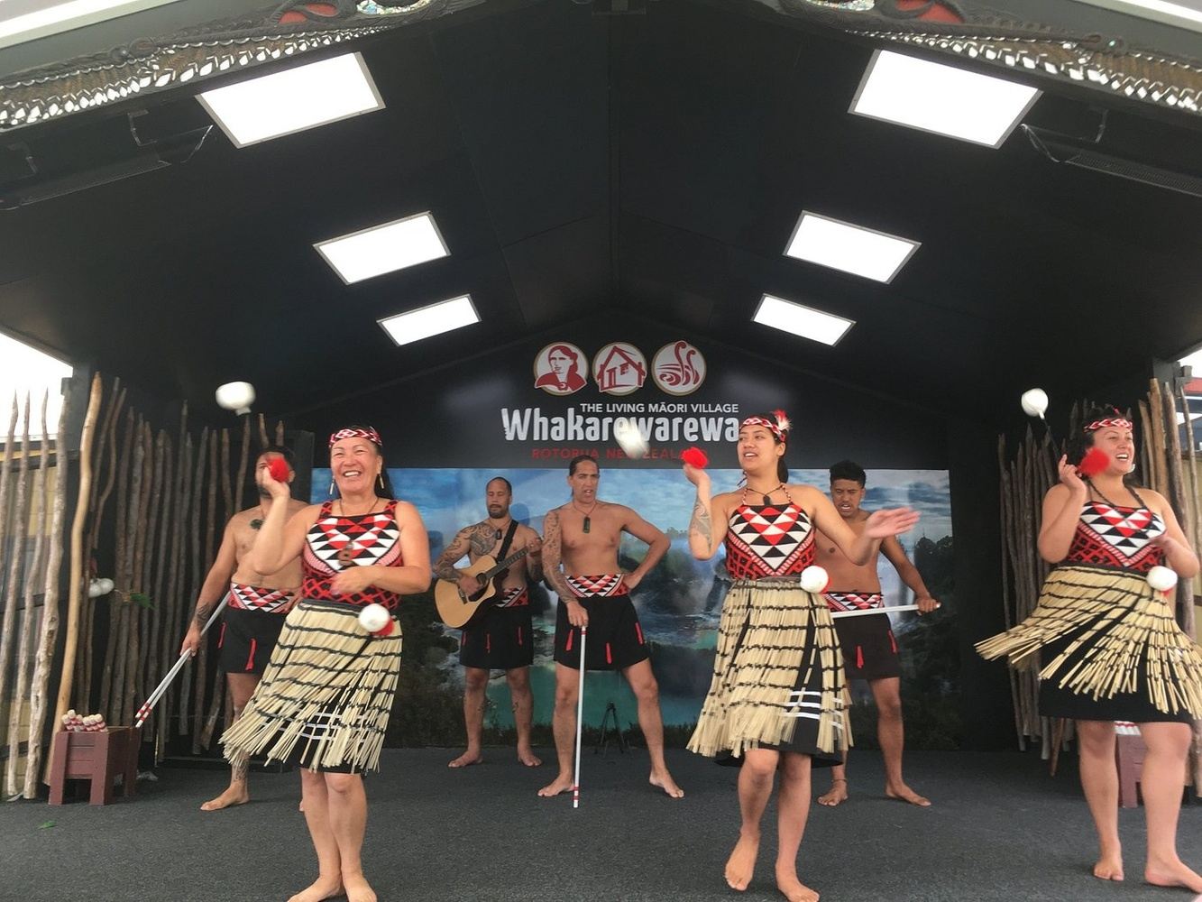 TAURANGA KI ROTORUA EXPERIENCE