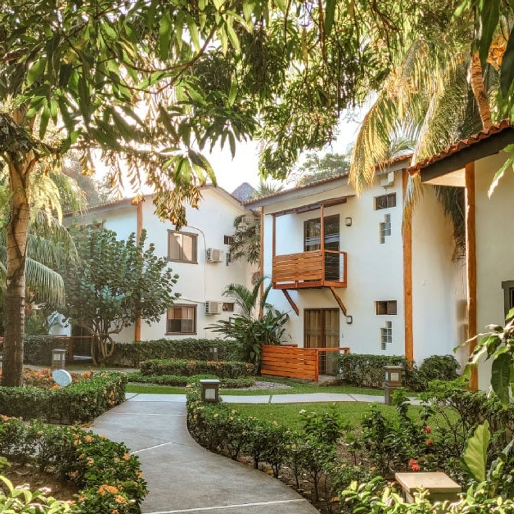 Escape to El Salvador Retreat