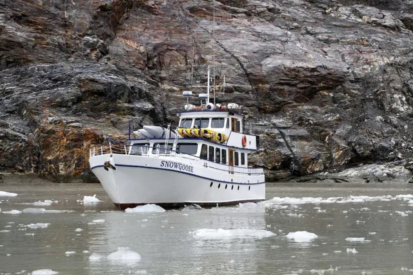 Alaskan Mothership – Kayak Expedition