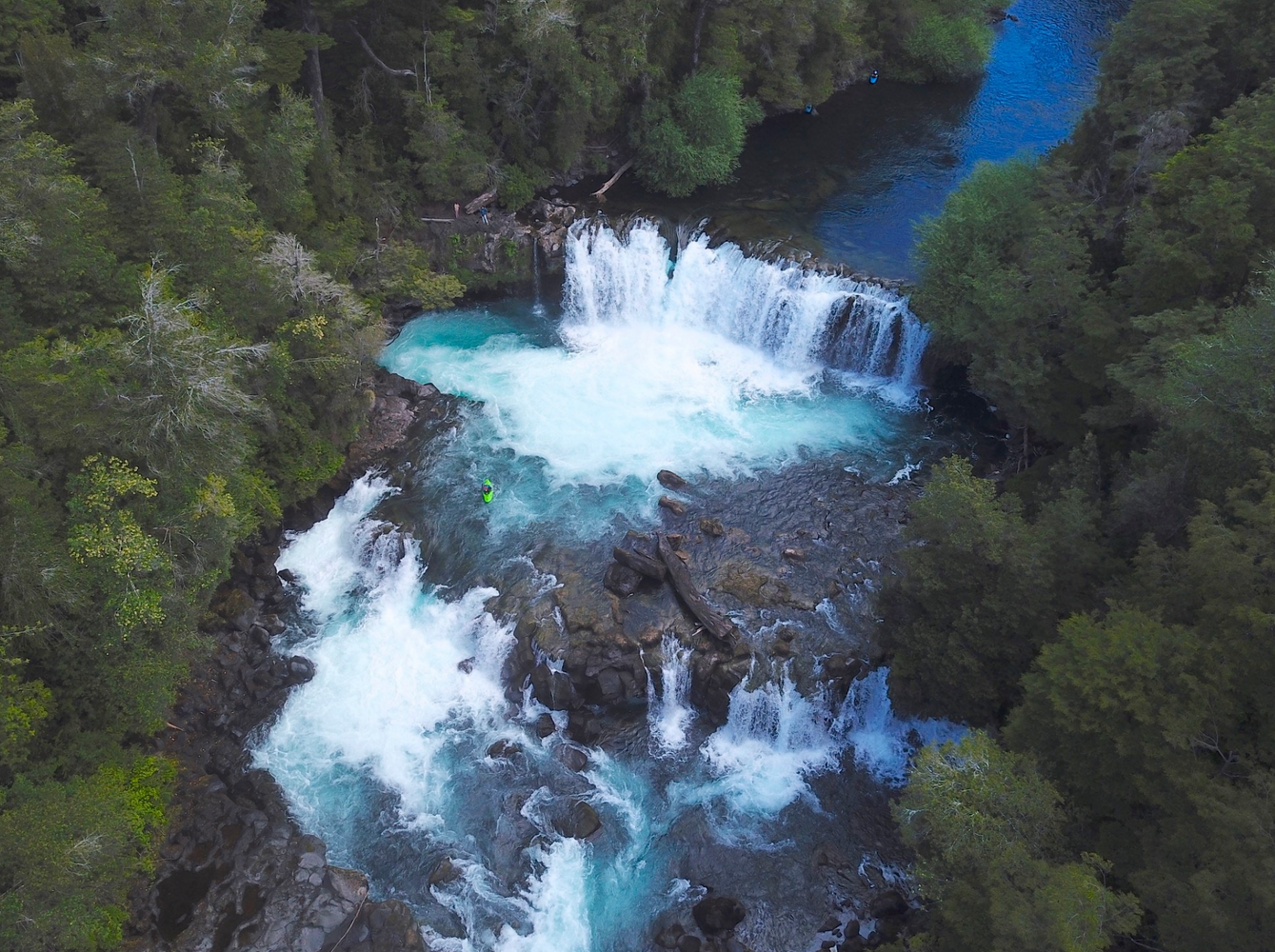 Rio Fuy Plus Pucón Rivers - Advanced Kayaking Trip - 8 Days