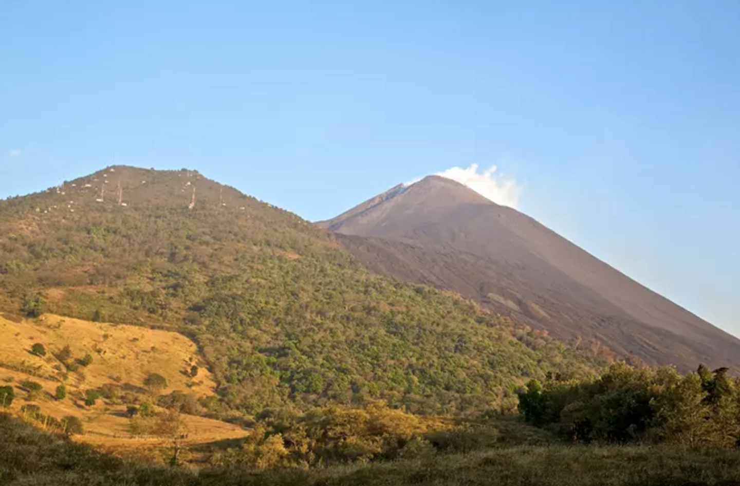 GN 03: Pacaya Volcano Tour