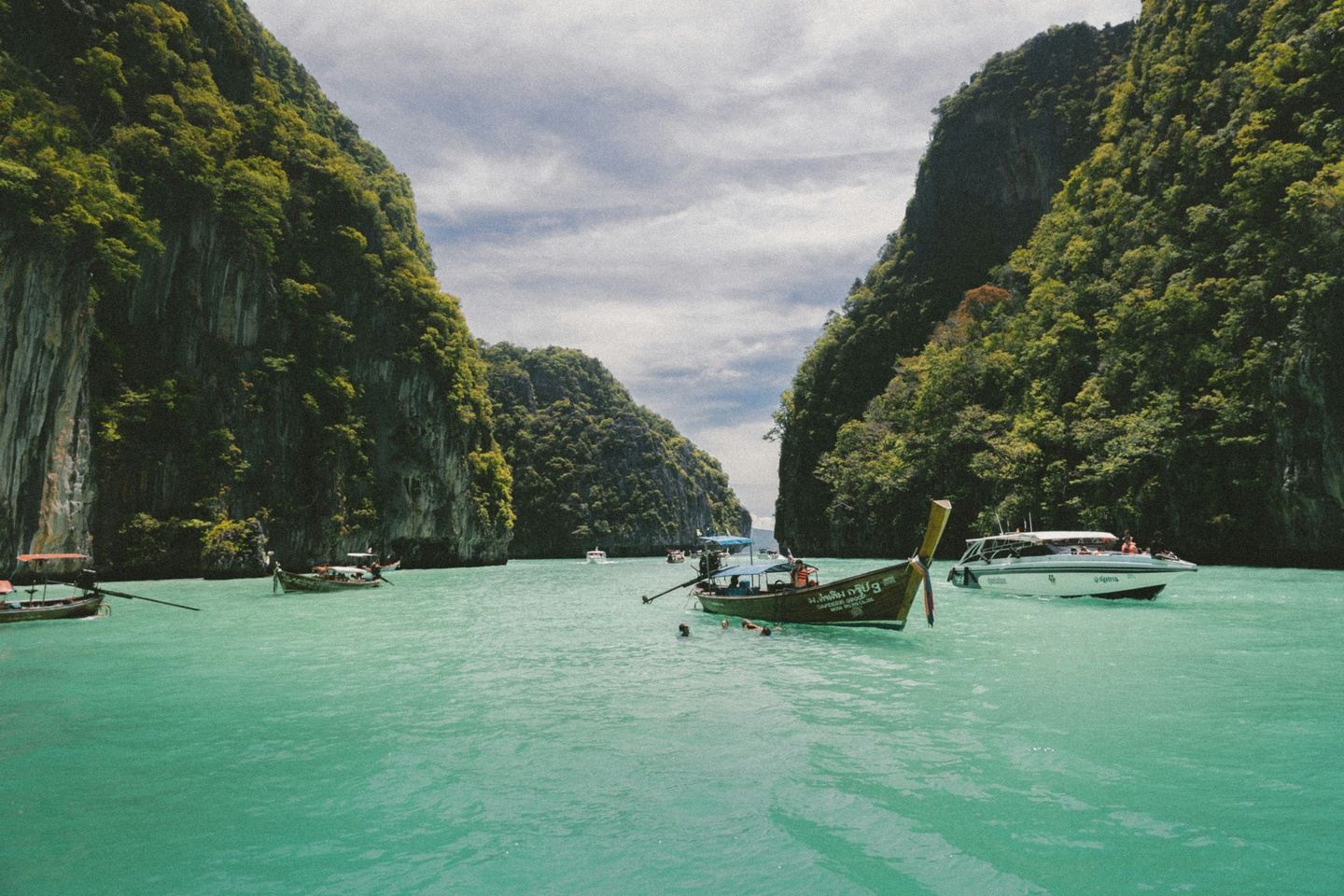Thailand New Year 2027: Lanterns, Street Food & Island Adventures