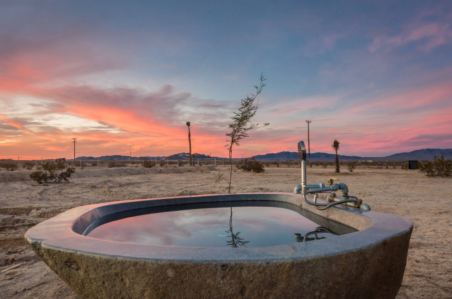 Return to Stillness Yoga & Hot Springs Retreat - Joshua Tree, CA