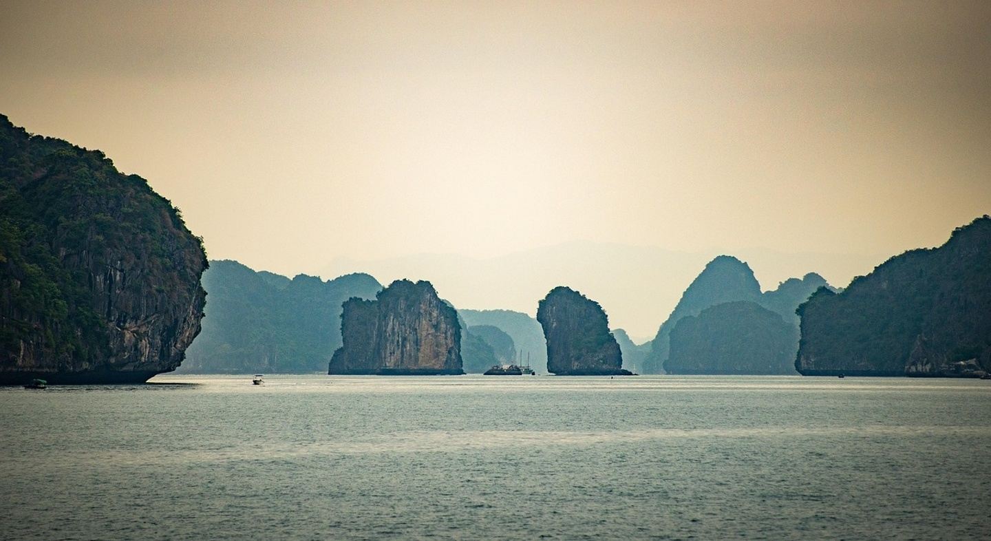 Indochina Heritage Trail: Best of Vietnam and Cambodia