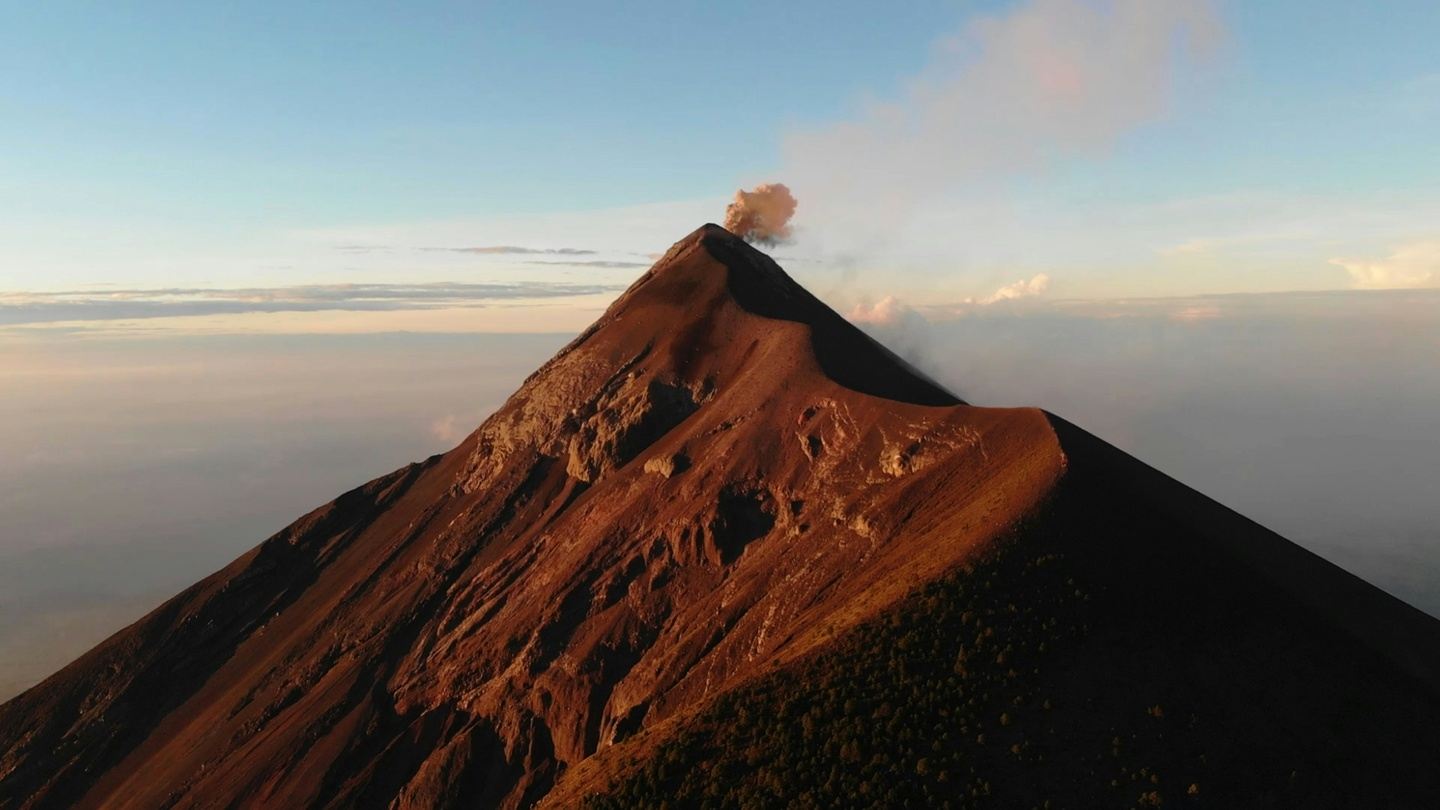 Guatemala Fuego: Antigua & Lake Atitlan