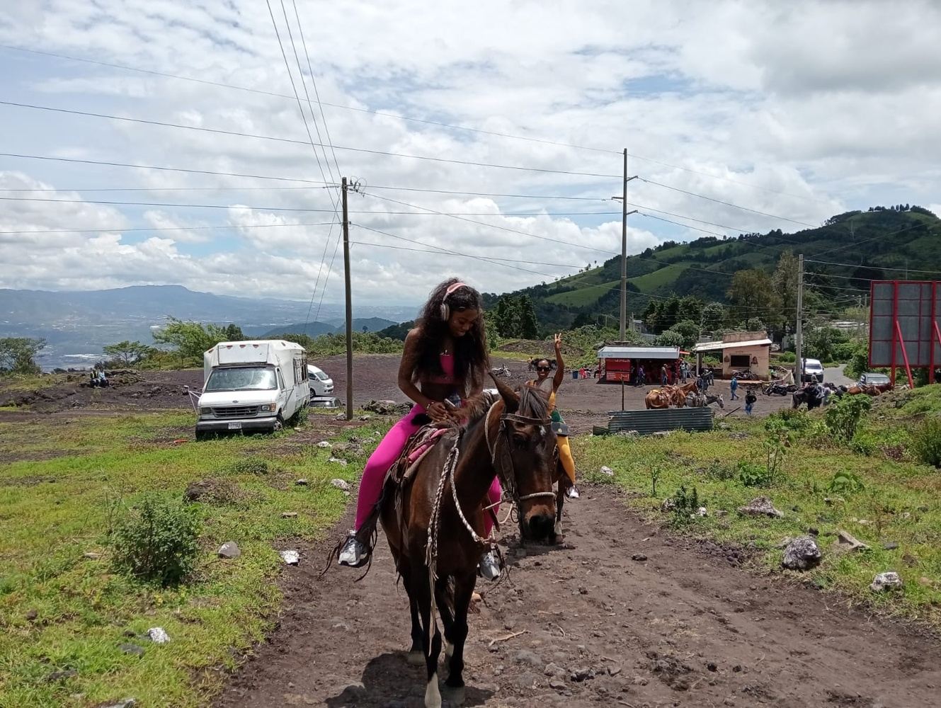 PACAYA HORSEBACK RIDE TOUR - photo 4