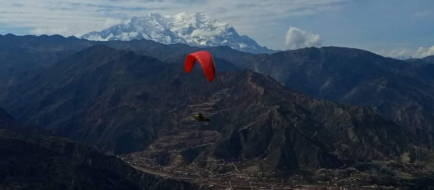 Bolivia on paraglider