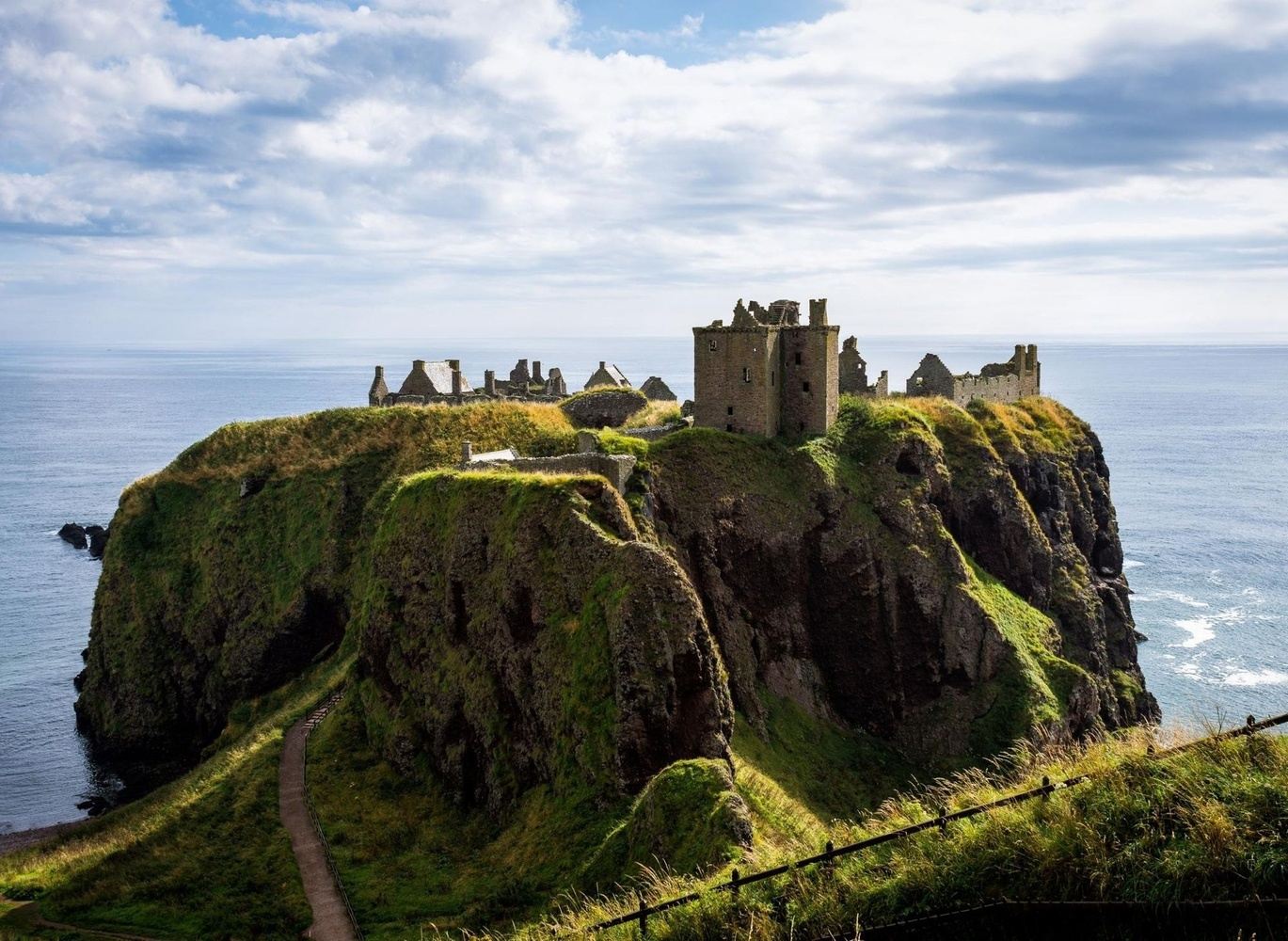 Ireland & Scotland – 15 Day, 3 & 4 Star Self Drive Tour