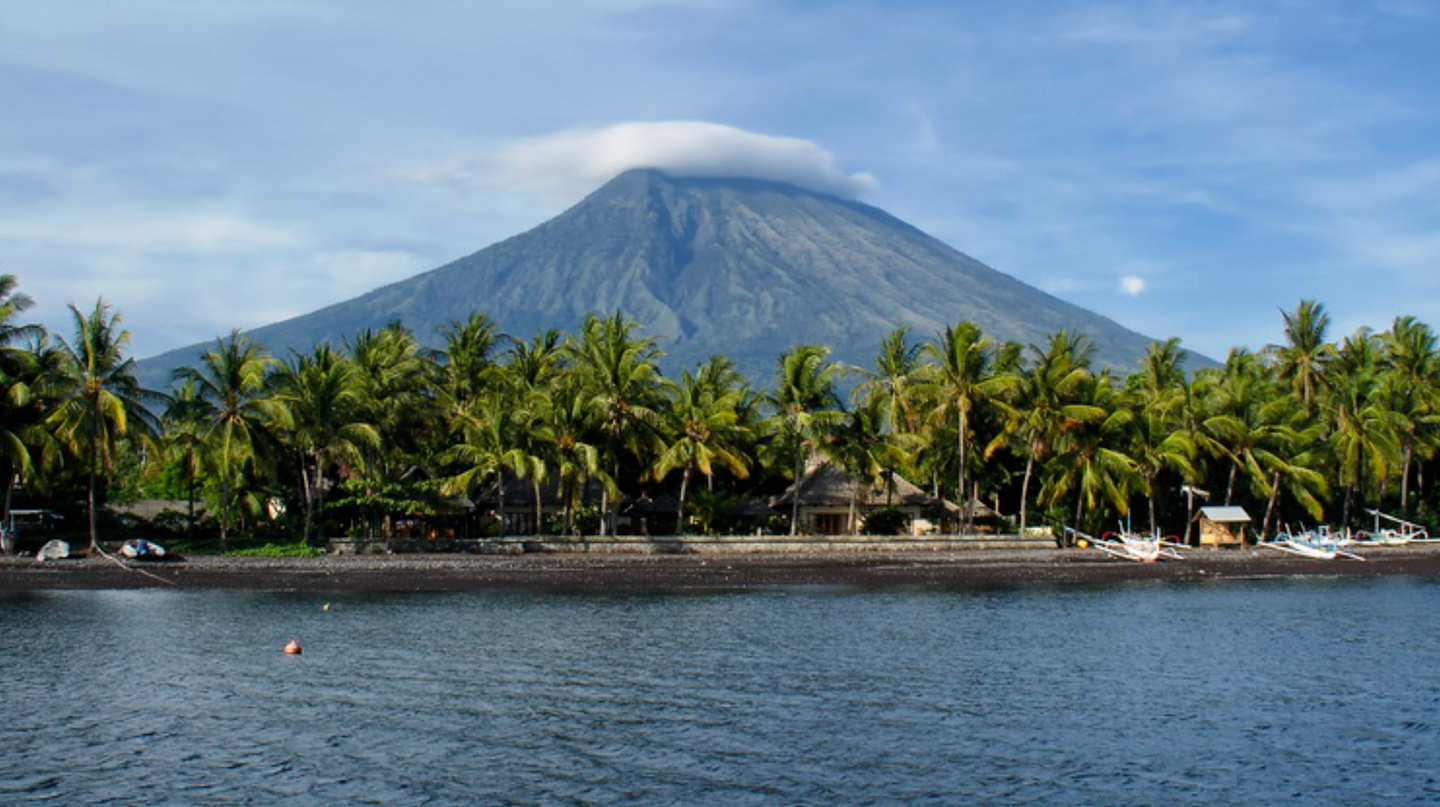 INDONESIA FREEDIVE & YOGA RETREAT
