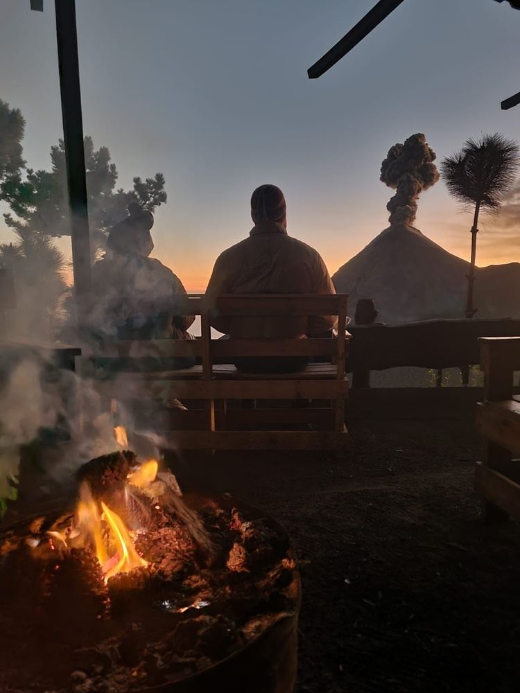 BOOKING DEPOSIT FOR 1-DAY ACATENANGO 4X4 SUNSET TOUR - PRIVATE