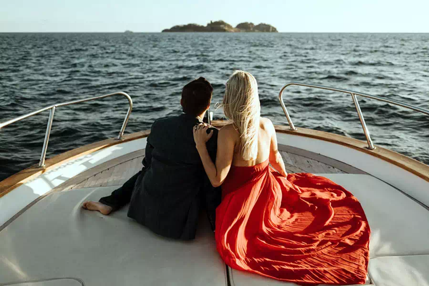 Luxury Yacht Sunset Proposal in Bosphorus