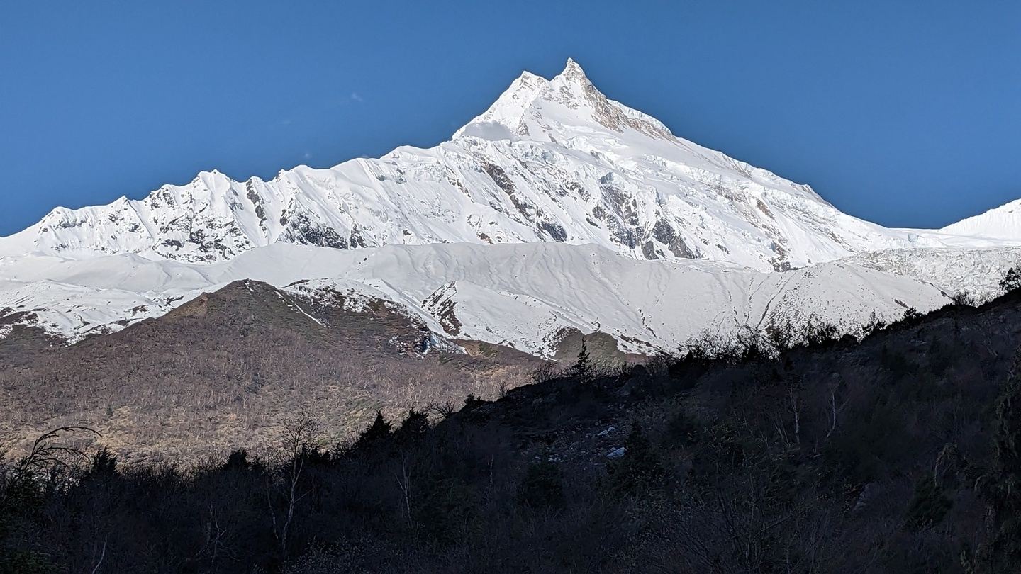 everest base camp trek via gokyo