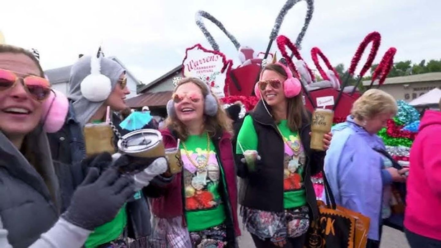 Wisconsin- Girls Getaway to Cranfest!