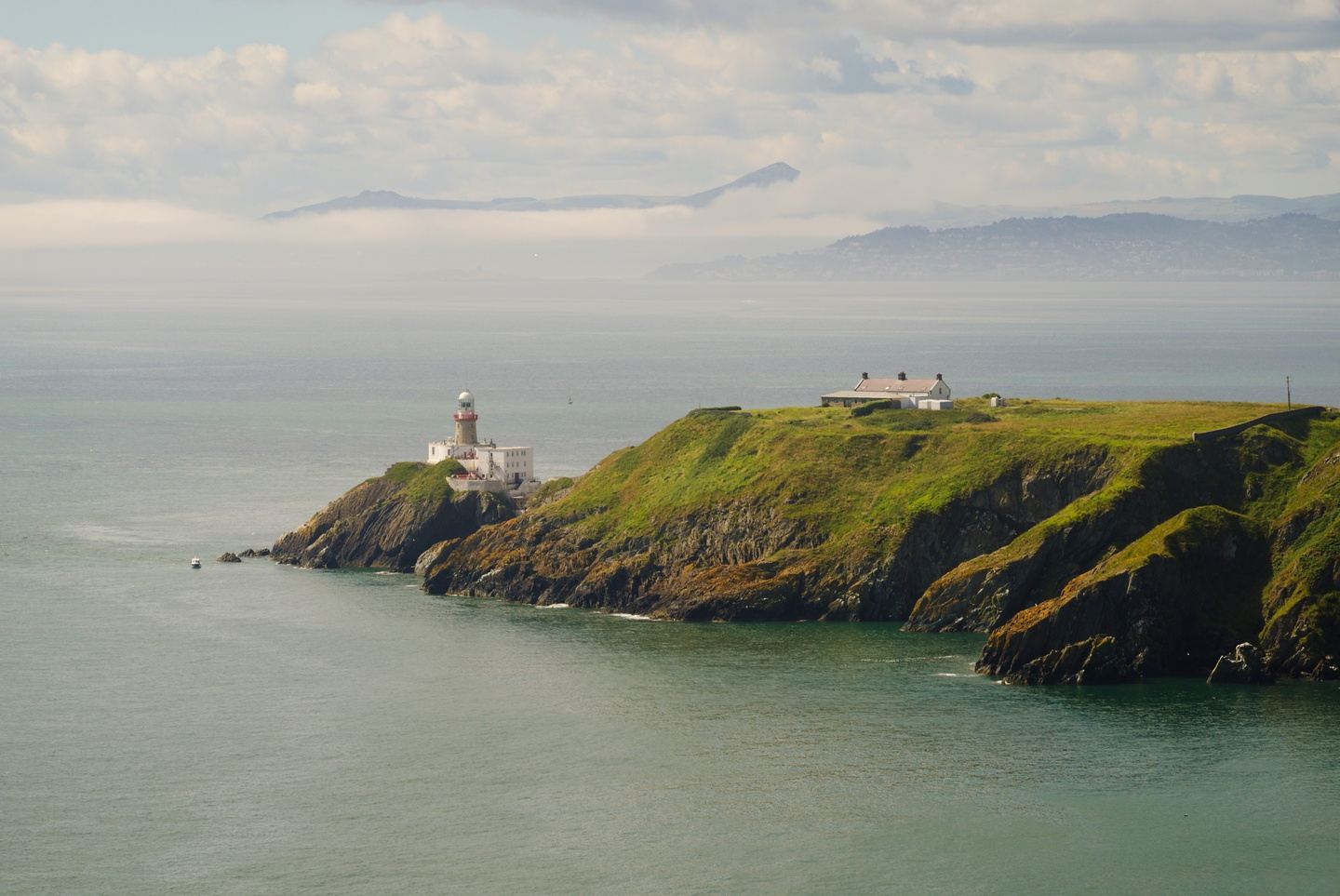 Dublin Coastline – Full Day Cruise Tour