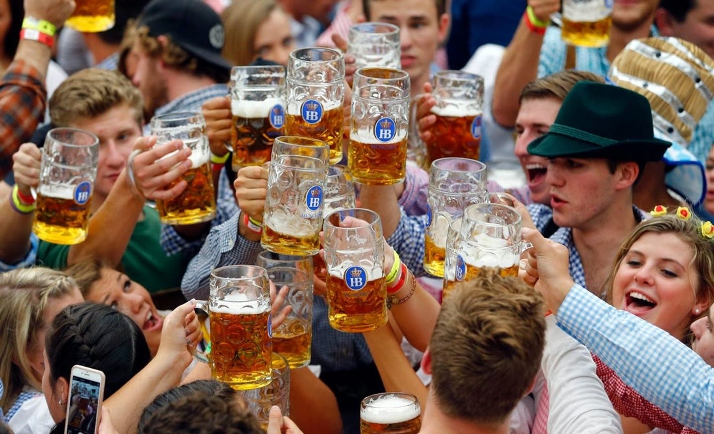 ULTIMATE BEER TOUR