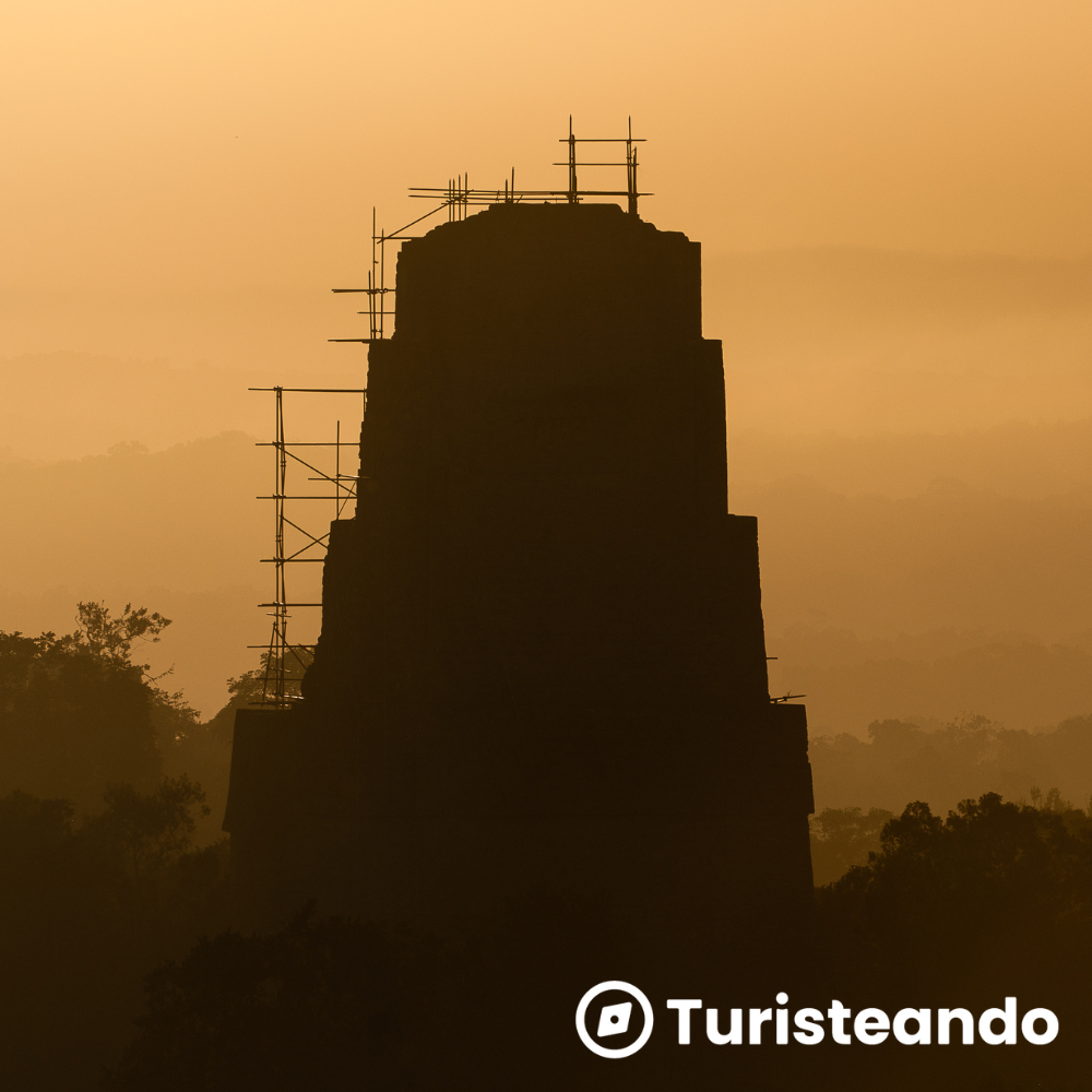 TIKAL SUNSET TOUR FROM FLORES + ALL ENTRANCE TICKETS INCLUDED - photo 3