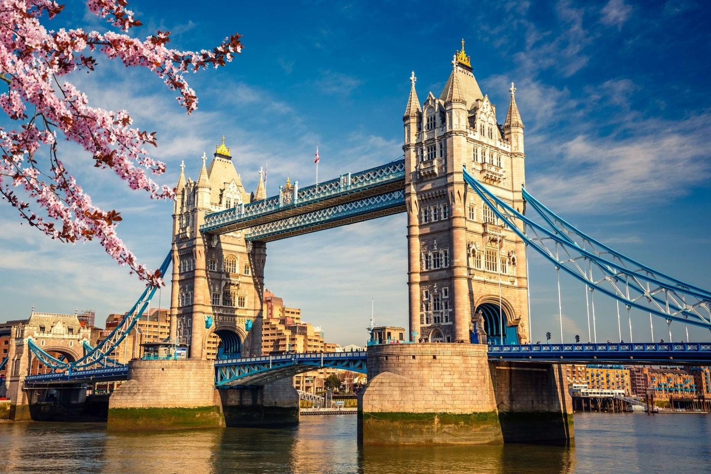London | Hosted Small-Group Journey | June 7–13, 2027