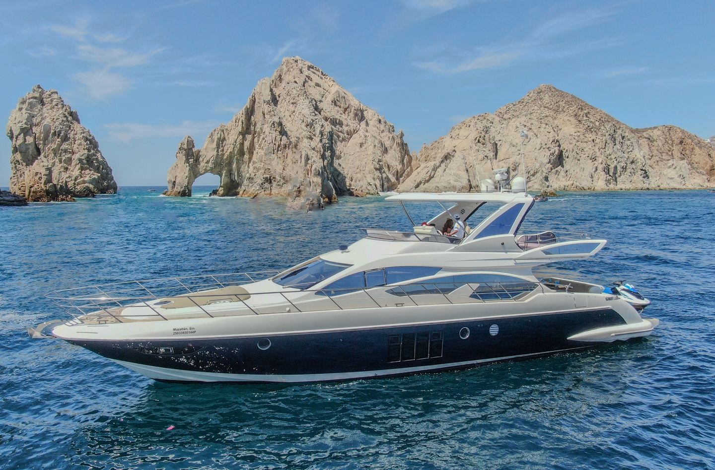 #6 Yacht Azimut 68´