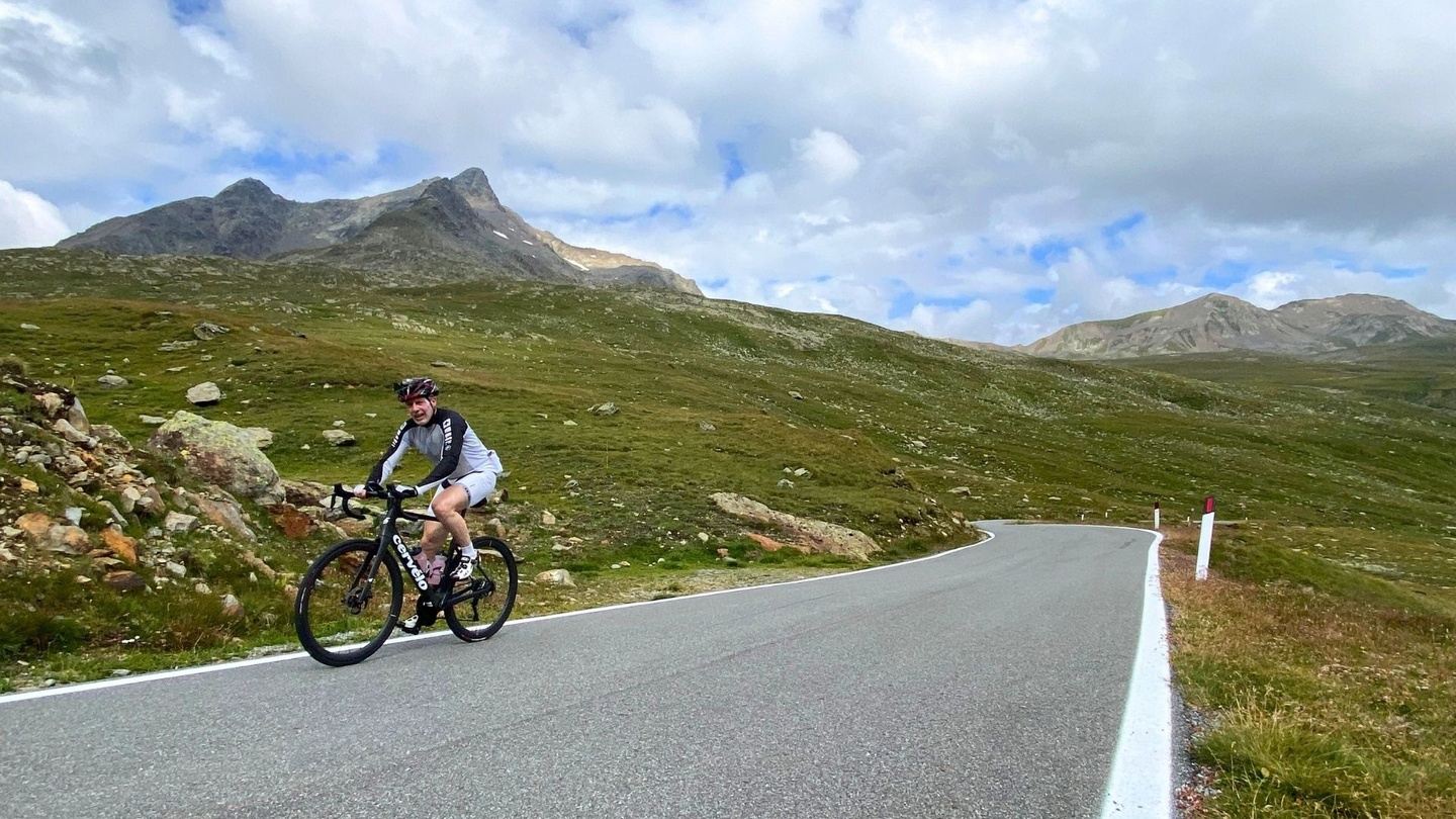 Road to the Stelvio Bike Day | Car-Free Cycling Epic