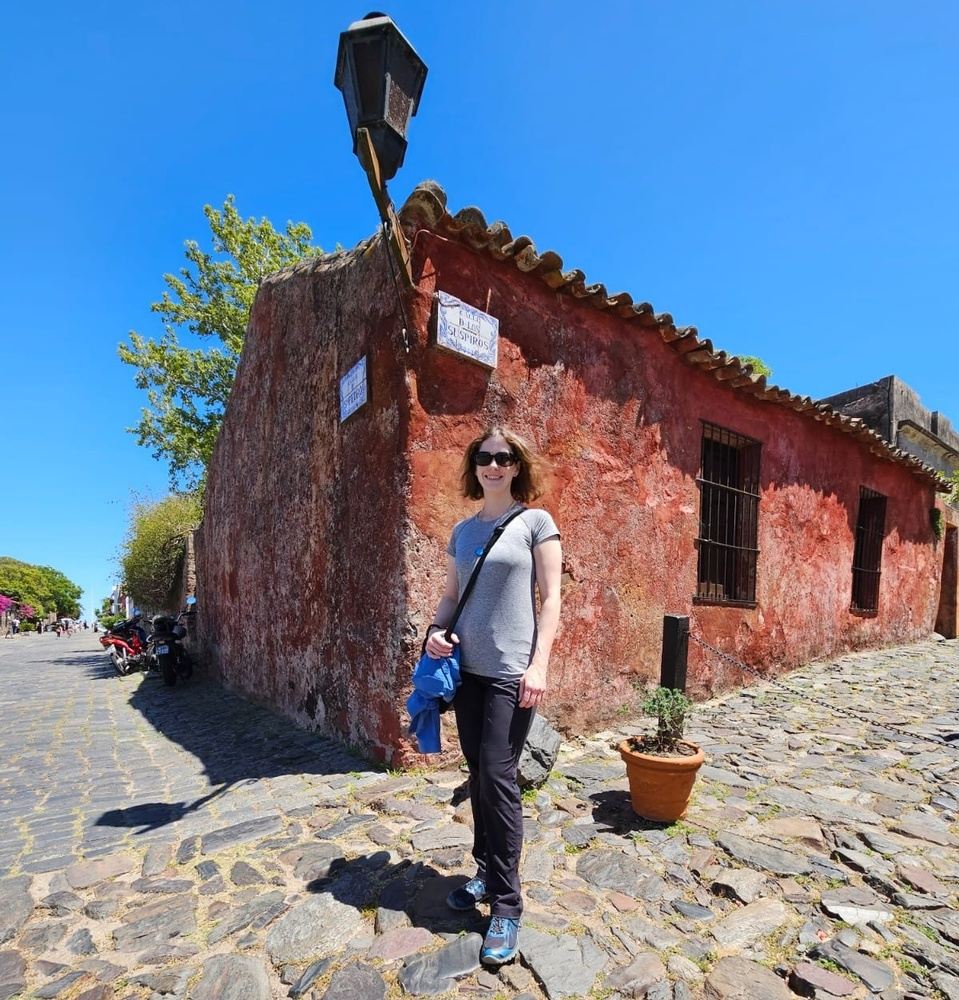 UY- Colonia - Barrio Historico and city tour