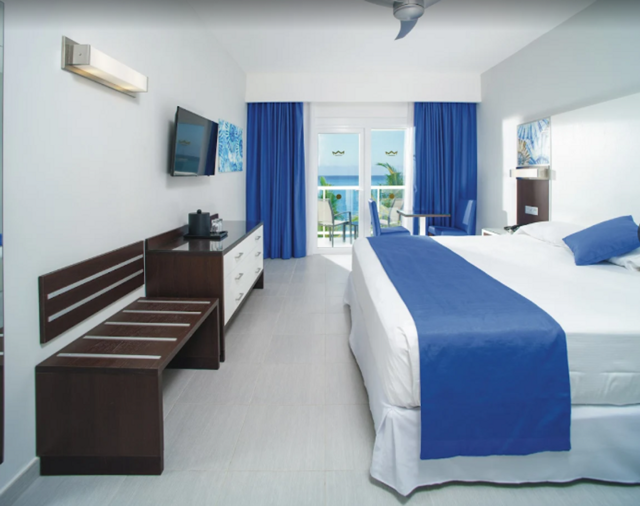 Christmas in Paradise: Couples Escape to Montego Bay, Jamaica