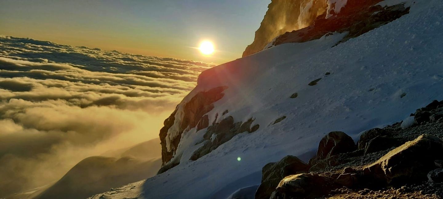 COTOPAXI CLIMBING 2 DAYS / 1 NIGHT