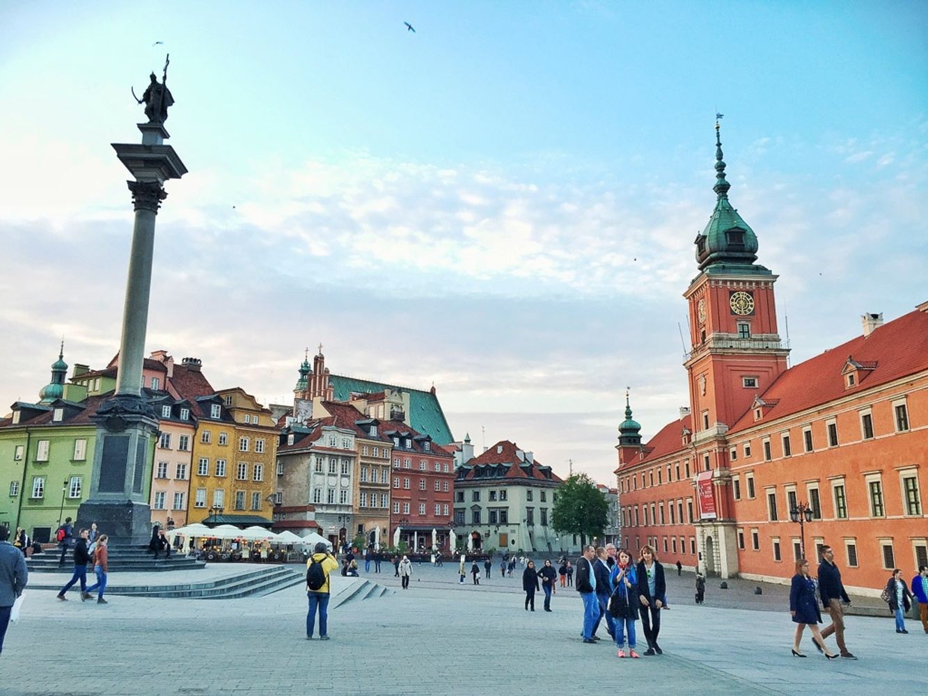 Coastal Countryside to Cobblestoned Cities: 11 Day Cultural Immersion