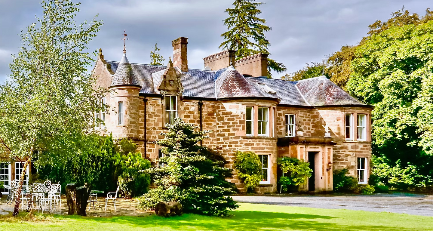 Journey to Scotland: Lumos Yoga &Barre & Eunmi’s Sound Healing Retreat