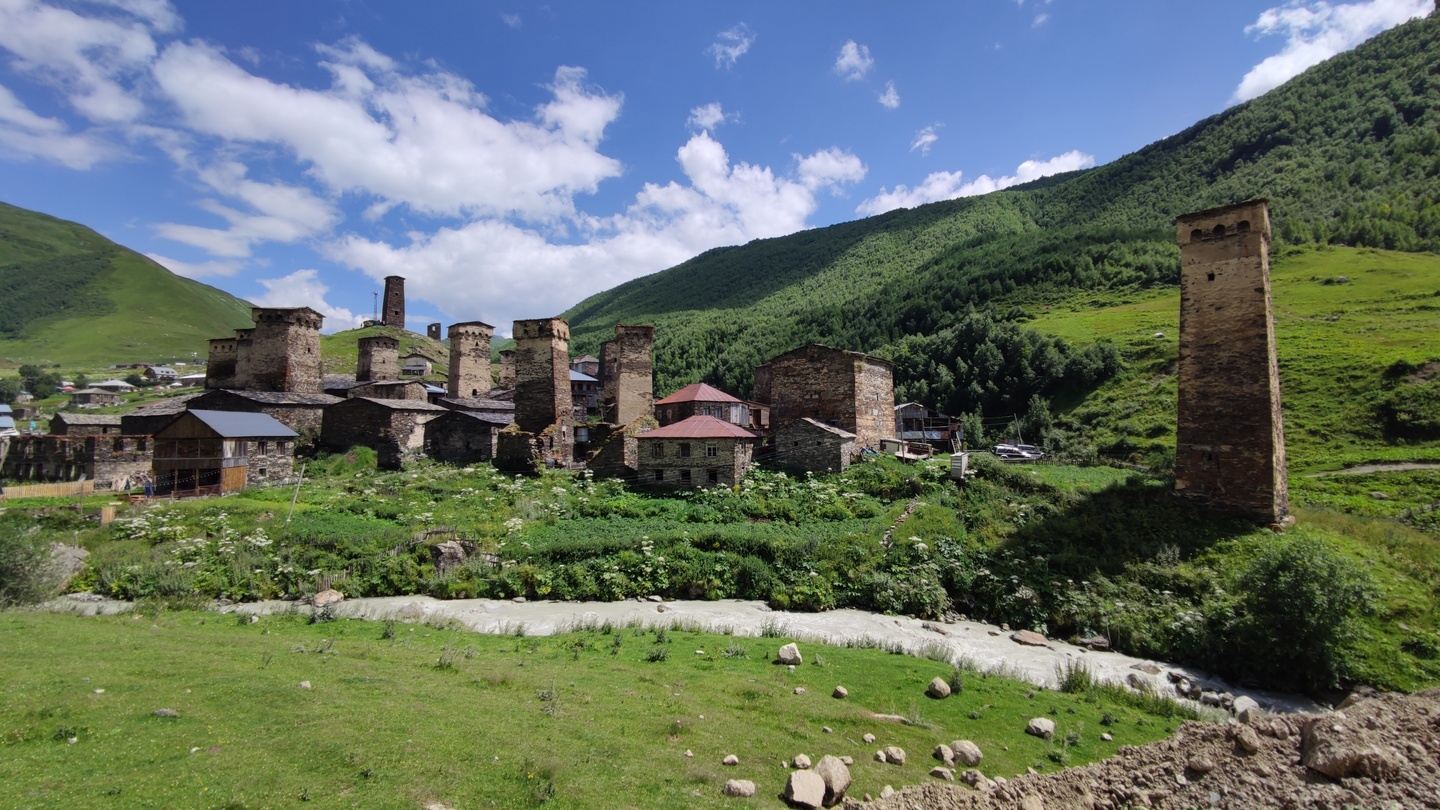 Trekking en la región de Svaneti