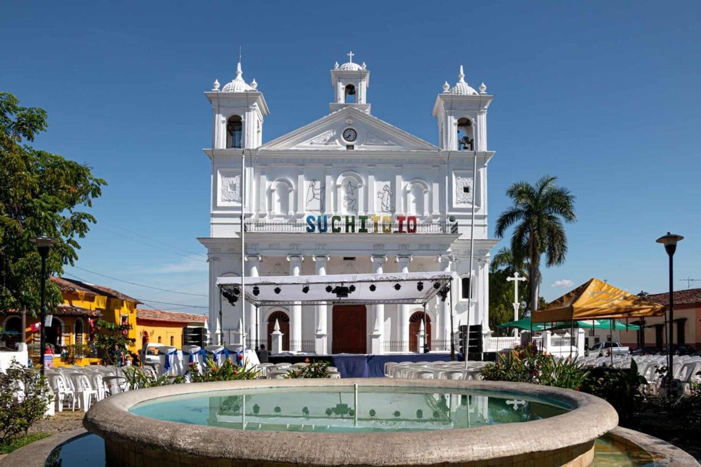 Suchitoto + Cihuatán Overnight