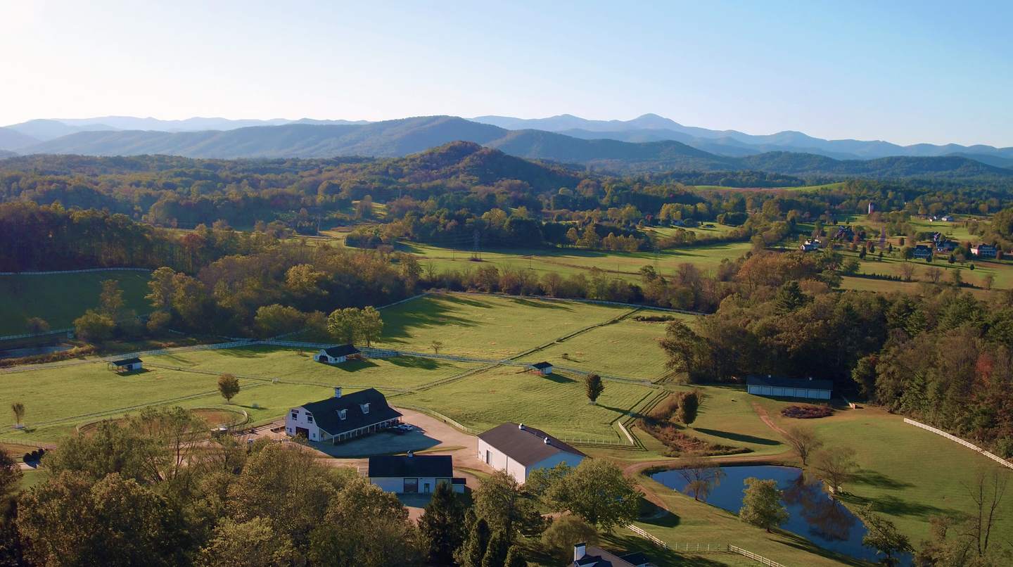 Spiritual Awakening in North Carolina: Psychic Medium Retreat