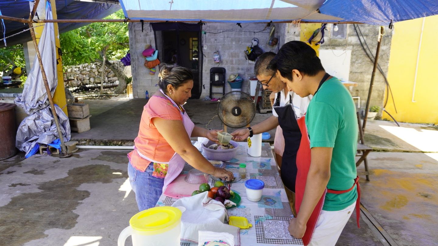 TEKIT: Aprende a elaborar un platillo tradicional yucateco