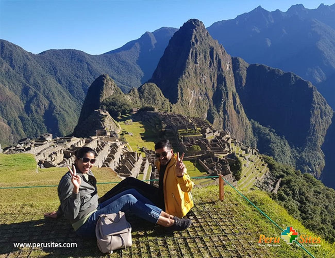 Sacred Valley Tour with Moray and Machu Picchu 2 Days