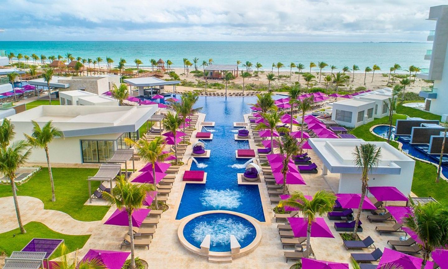 party-in-cancun-in-canc-n-quintana-roo-mexico