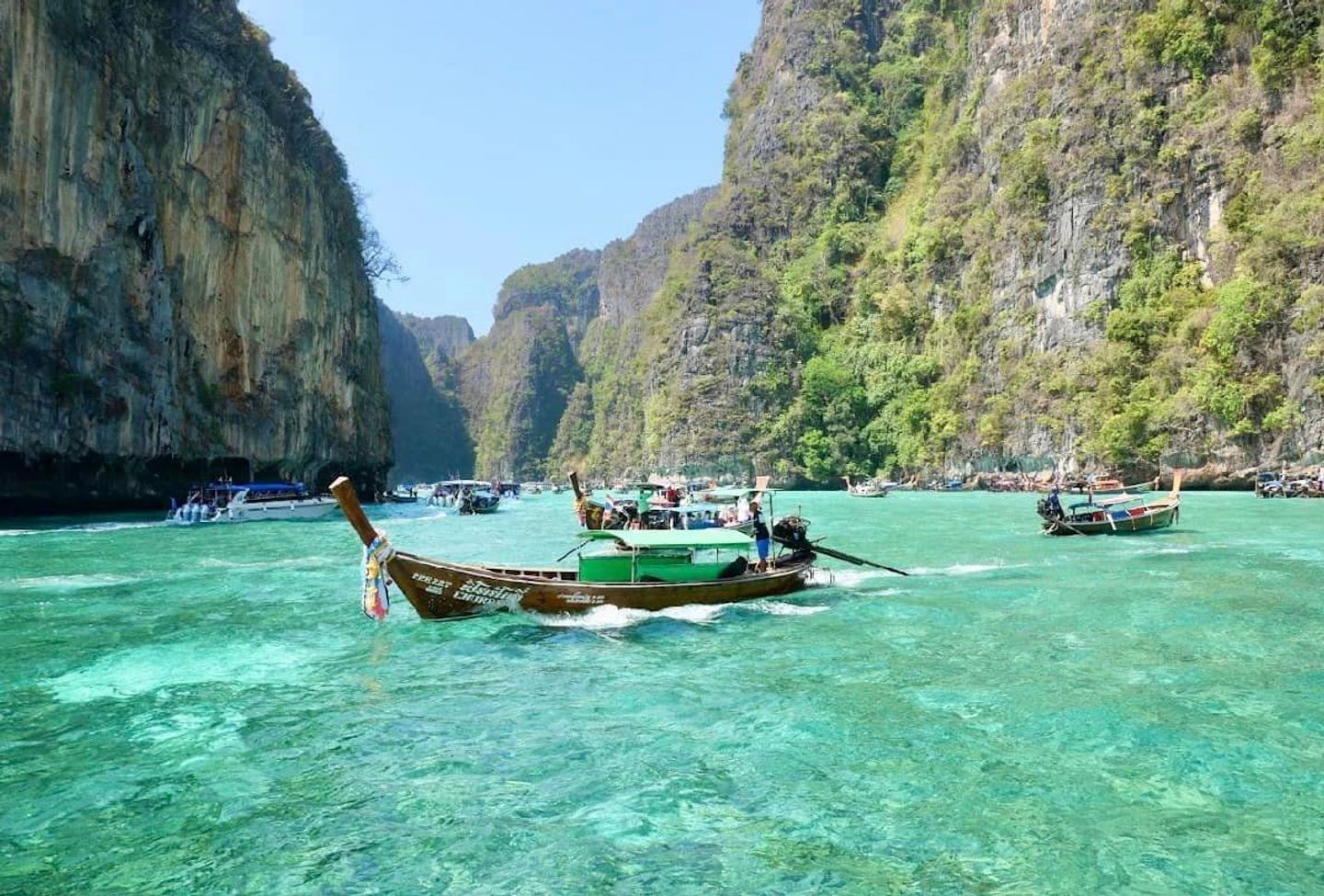 Phi Phi Islands Adventure Day Tour with Seaview Lunch from Phuket