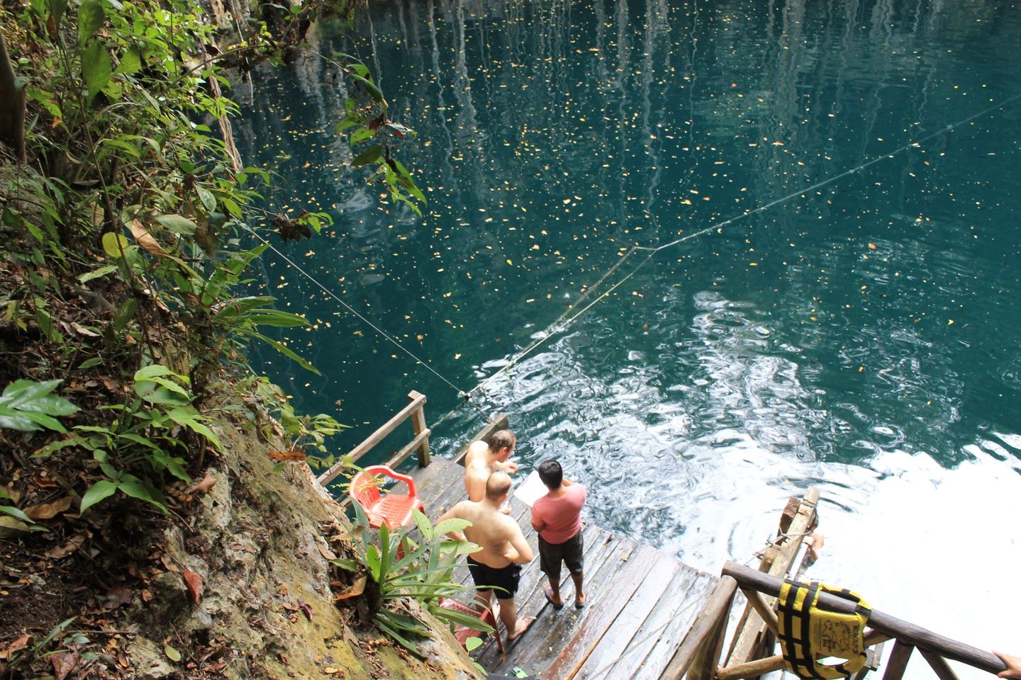 YOKDZONOT: Aventúrate en las aguas azules del cenote