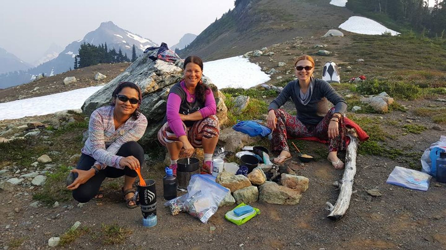 7 Day 2018 Mountain Yogini: Yoga Backpacking Pilgrimage