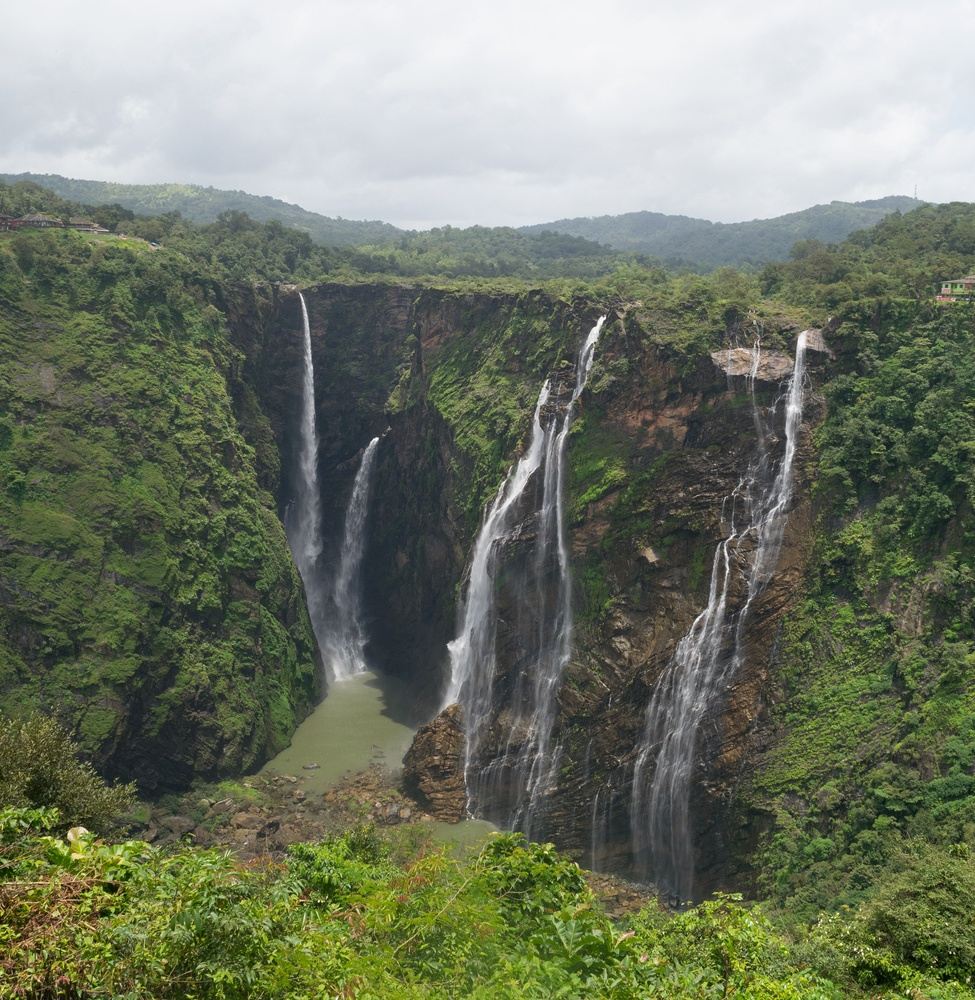 MARANGU WATERFALL