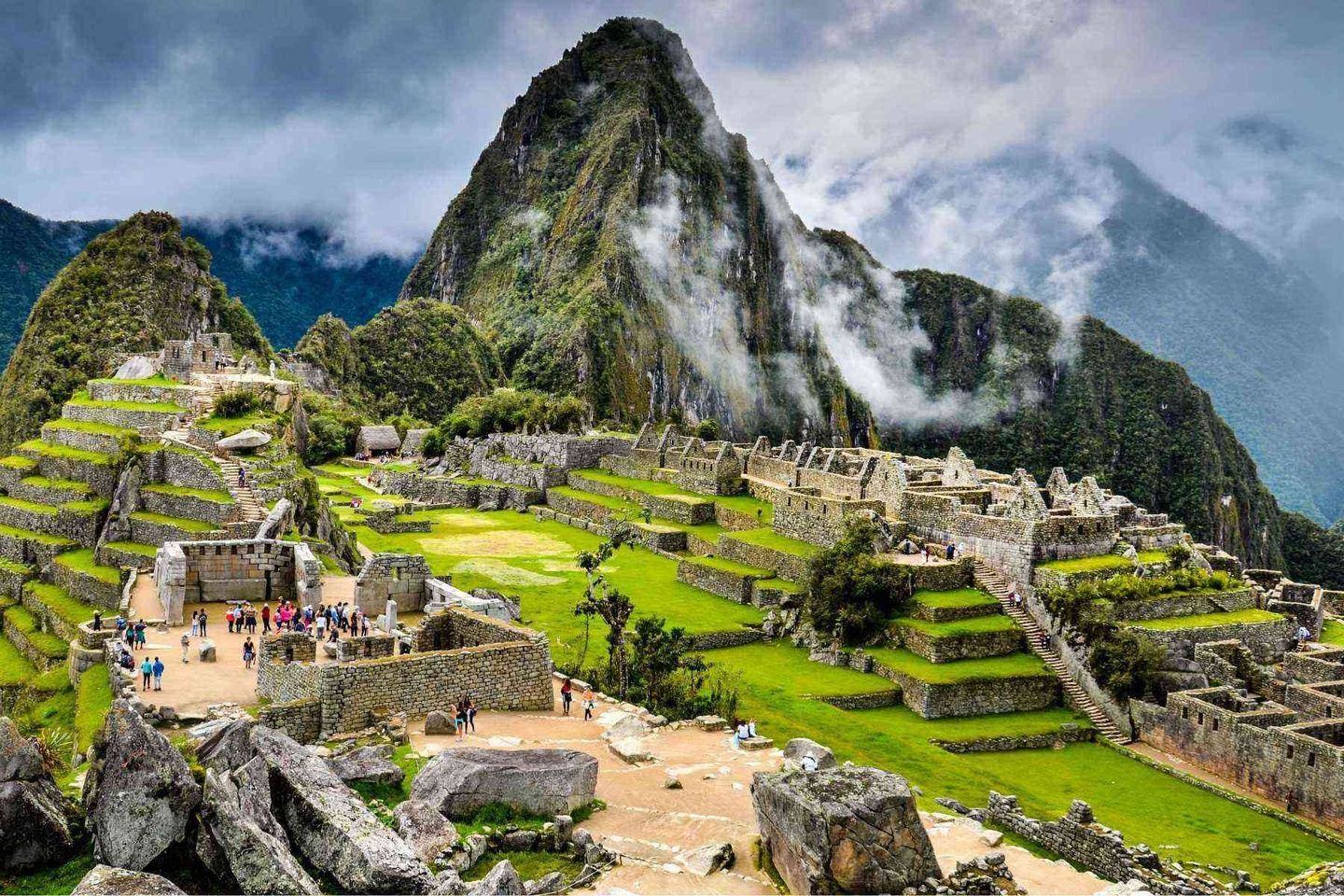 Sacred Andes: Yoga, meditation, Sound Healing, and Adventure Retreat"