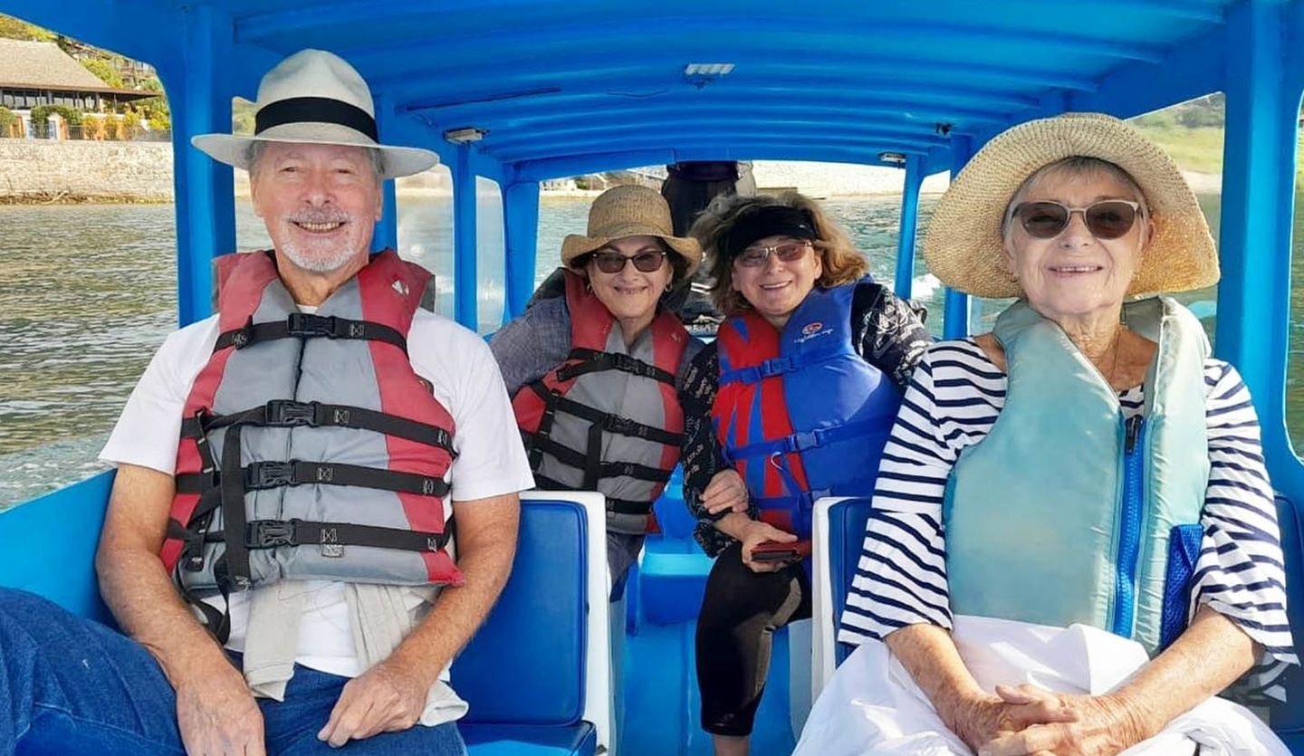 The best of Lake Atitlan Tour by boat