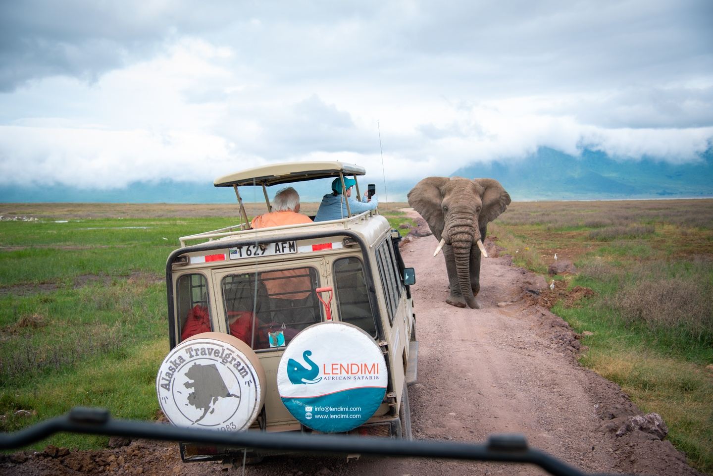 8 Days Safari & Zanzibar