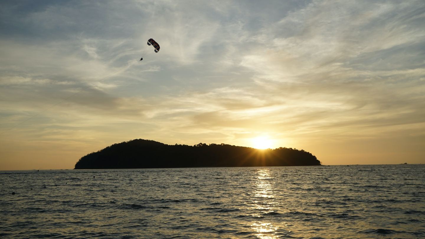 Private Half-Day Langkawi Island Hopping by Boat